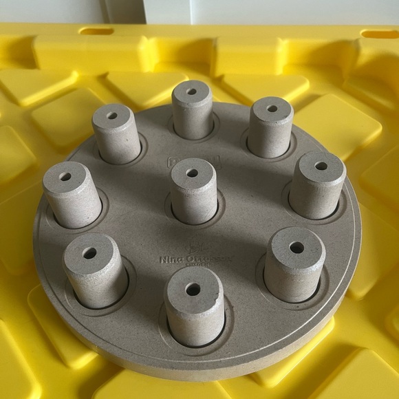 Dog Smart level 1 hide, seek and treat - Picture 2 of 5